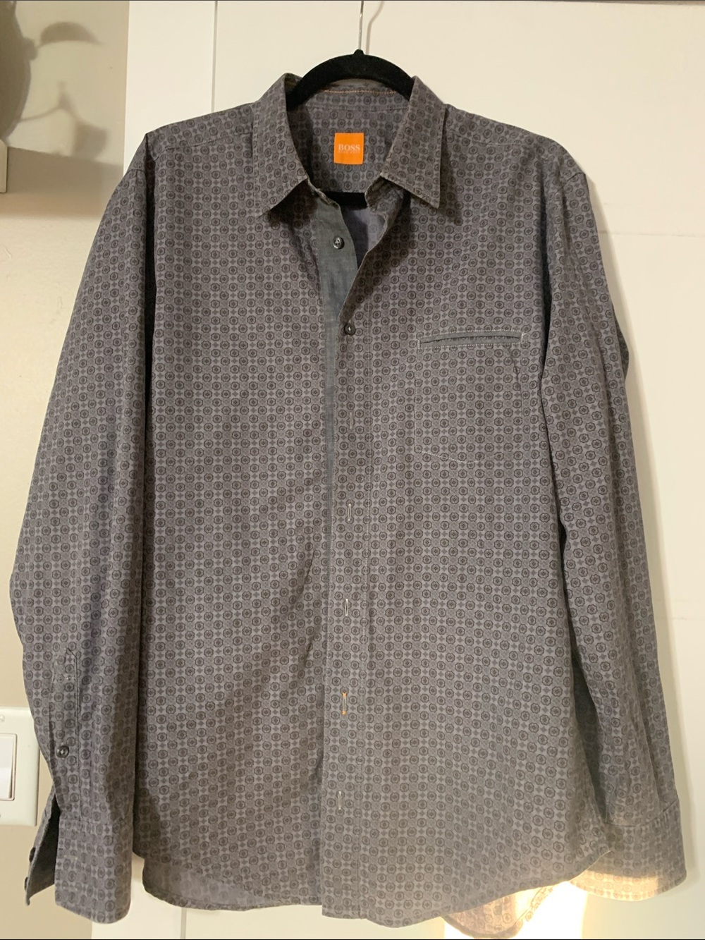 Boss Men’s Gray Micro-Pattern Long Sleeve Button-Down Shirt